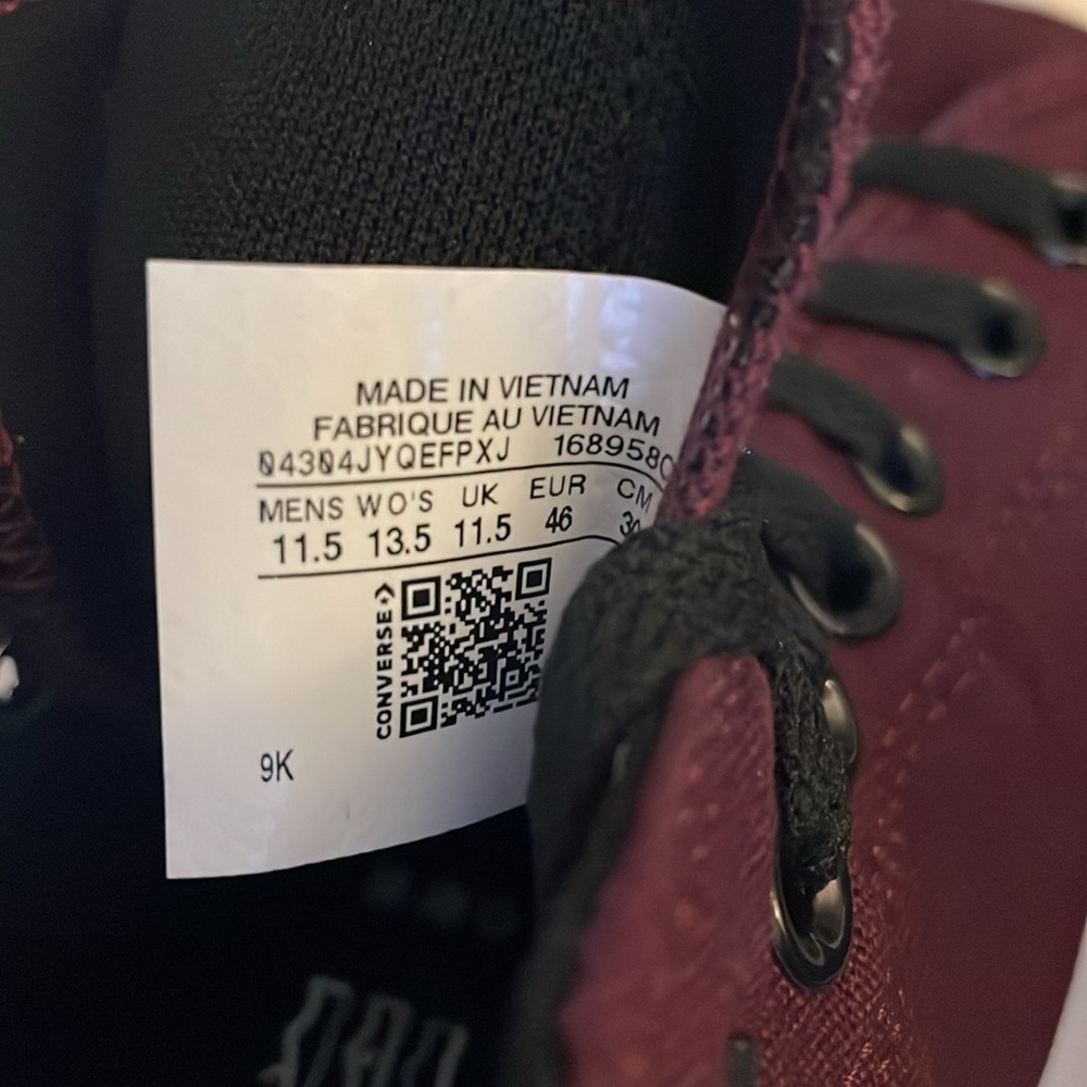 Men’s Maroon Converse size 11.5 (fits like a 12) perfect condition - Picture 5 of 5